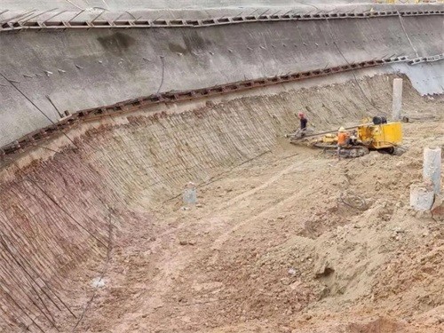 新城基坑边坡加固